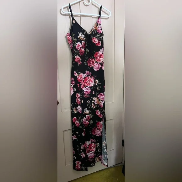 Floral Dress - Picture 1 of 6